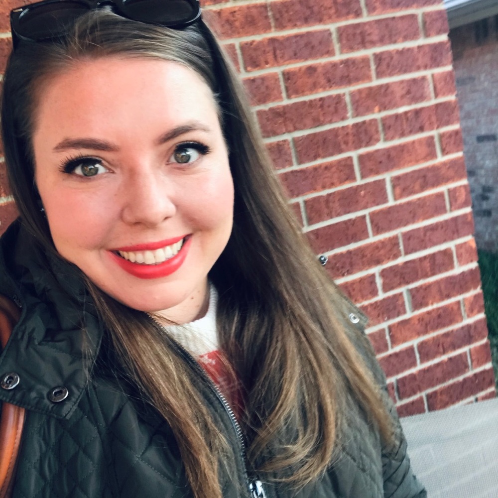 Meet your Posher, Holly